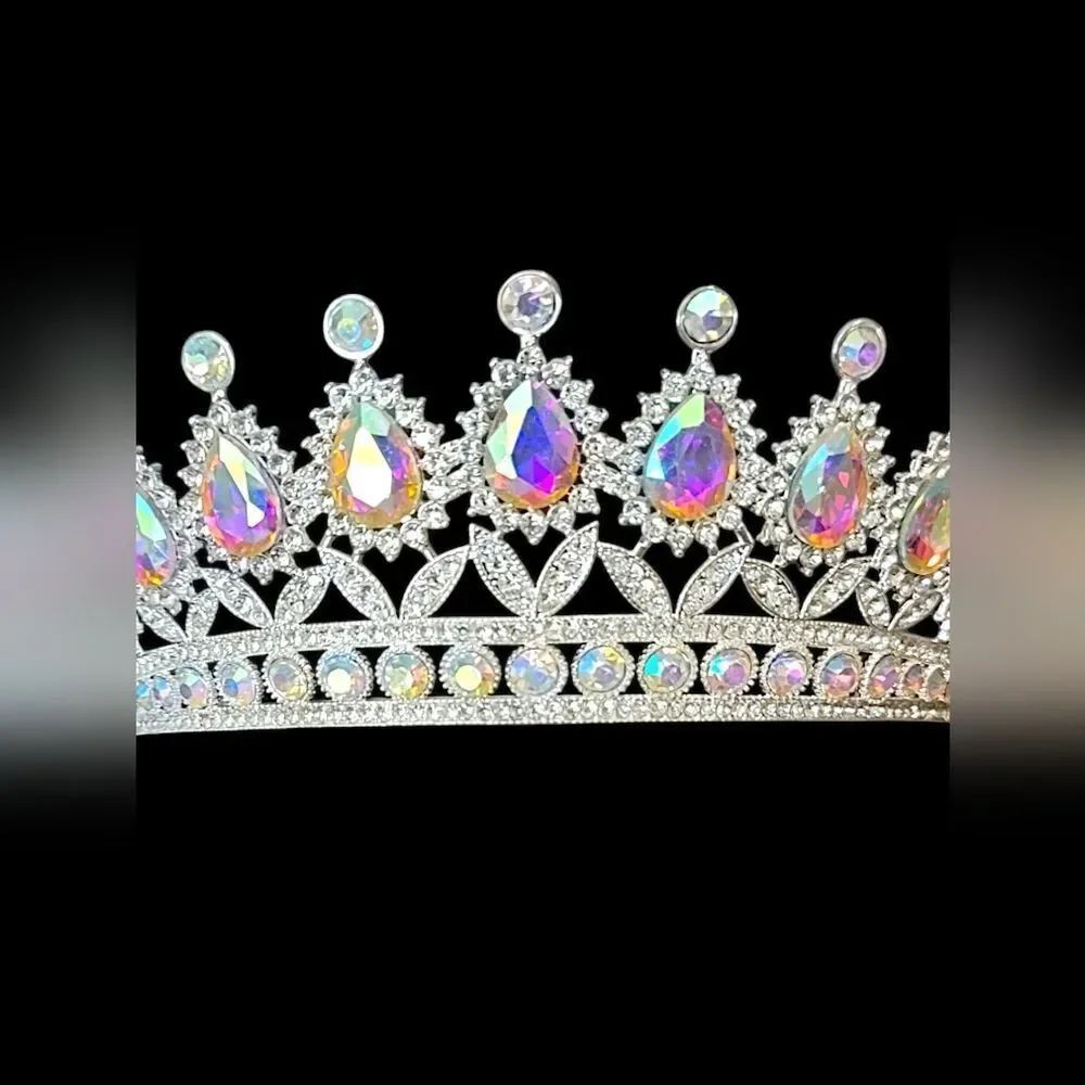 Rhinestone & Silver Tiara - Picture 2 of 3
